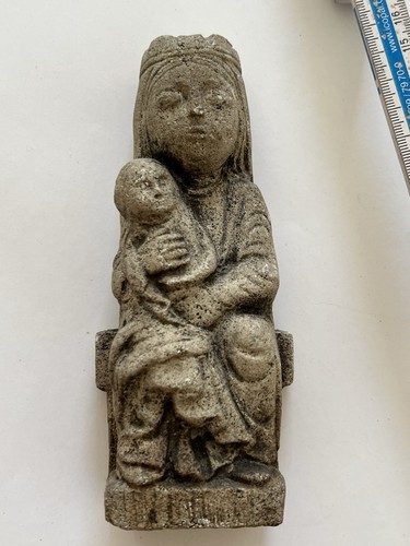 Madonna mit kind romanisch - madonna, kind,